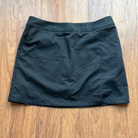 Adidas skort size 12 - Picture 3 of 5